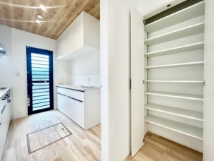 ■■パントリー■■ 収納