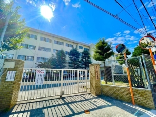 【小学校】福岡市立三宅小学校 444m 周辺環境