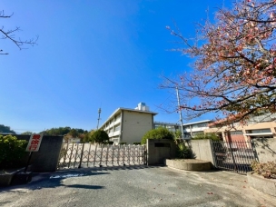 【小学校】春日市立春日南小学校 1449m 周辺環境