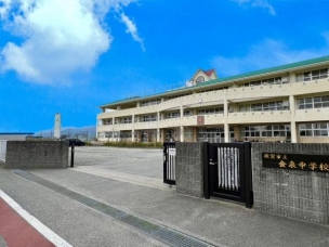 【中学校】佐賀市立金泉中学校 2095m 周辺環境