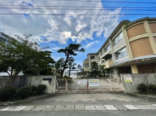 【小学校】久留米市立大善寺小学校 547m 周辺環境