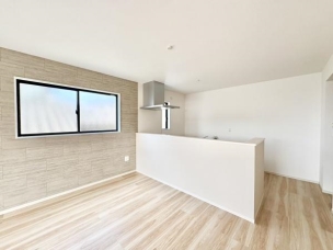 ■その他内観■
写真では伝わりきらない素敵な住空間。
実際に見ると印象がより伝わります。
即日見学やご内覧予約、その他ご相談など見るだけ聞くだけでもOK! その他内観