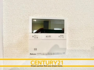 ■■追い炊き■■いつでも適温のお風呂に入ることができ、水道代が節約できるので付いているとうれしい機能です。 同仕様写真(内観)
