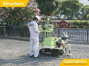 ■地盤調査■基礎工事前に地盤調査を行い、必要に応じて補強を実施。不同沈下にも保険等で対応できる体制を整えています。
構造・工法・仕様