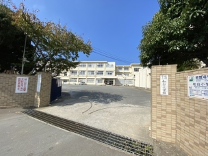 【小学校】福岡市立和白小学校 1600m 周辺環境