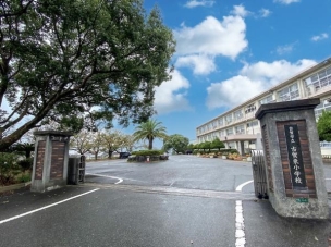 【小学校】古賀市立古賀東小学校 950m・古賀市立古賀東小学校 周辺環境