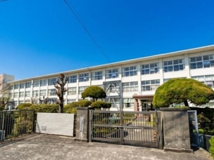 【小学校】遠賀町立島門小学校 450m 周辺環境