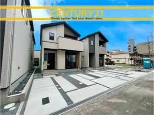 ■■外観写真■■ 前面道路含む現地写真